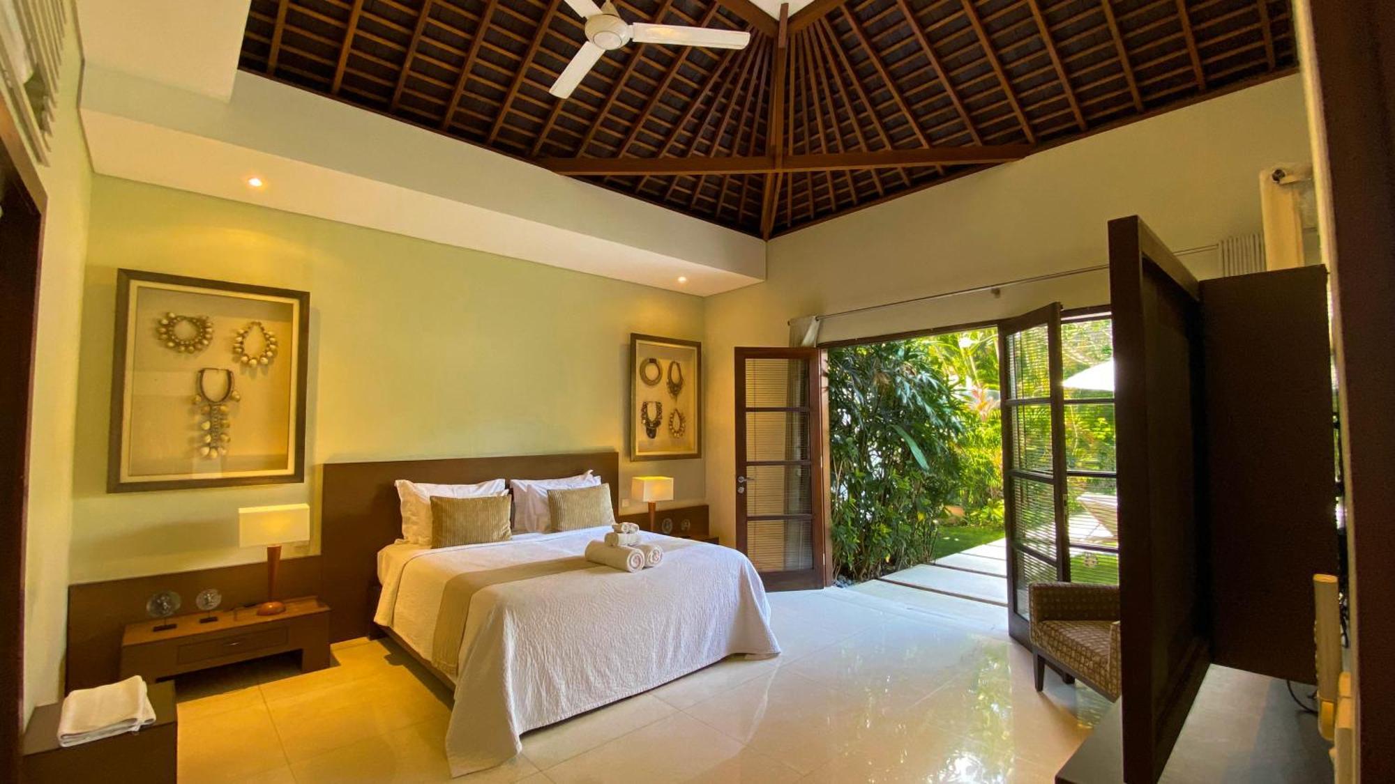 Nyaman Villas Seminyak Екстер'єр фото